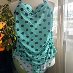 COCOSHIP Retro Polka Dot Swimsuit